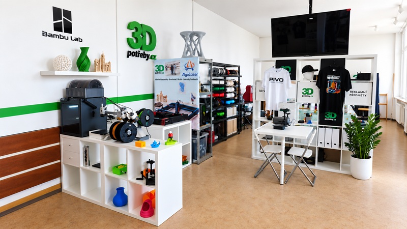 Prodejna a showroom 3D tiskáren a laserových gravírek v Polné